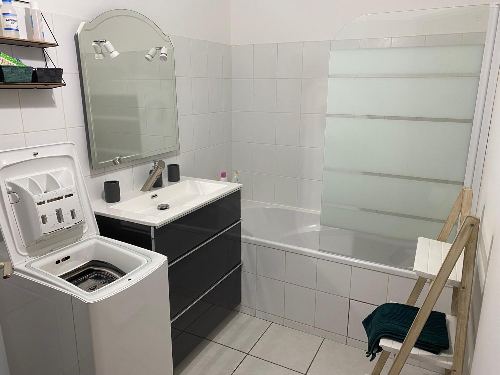 Parking Prive Gratuit, Balcon, 2 Chambres Клермон-Ферран Экстерьер фото